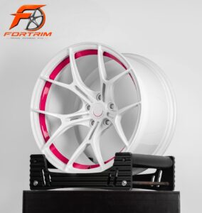 FORTRIM FT-Q3 Contrast Split-Spoke custom forged wheel