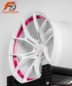 FORTRIM FT-Q3 Contrast Split-Spoke custom forged wheel